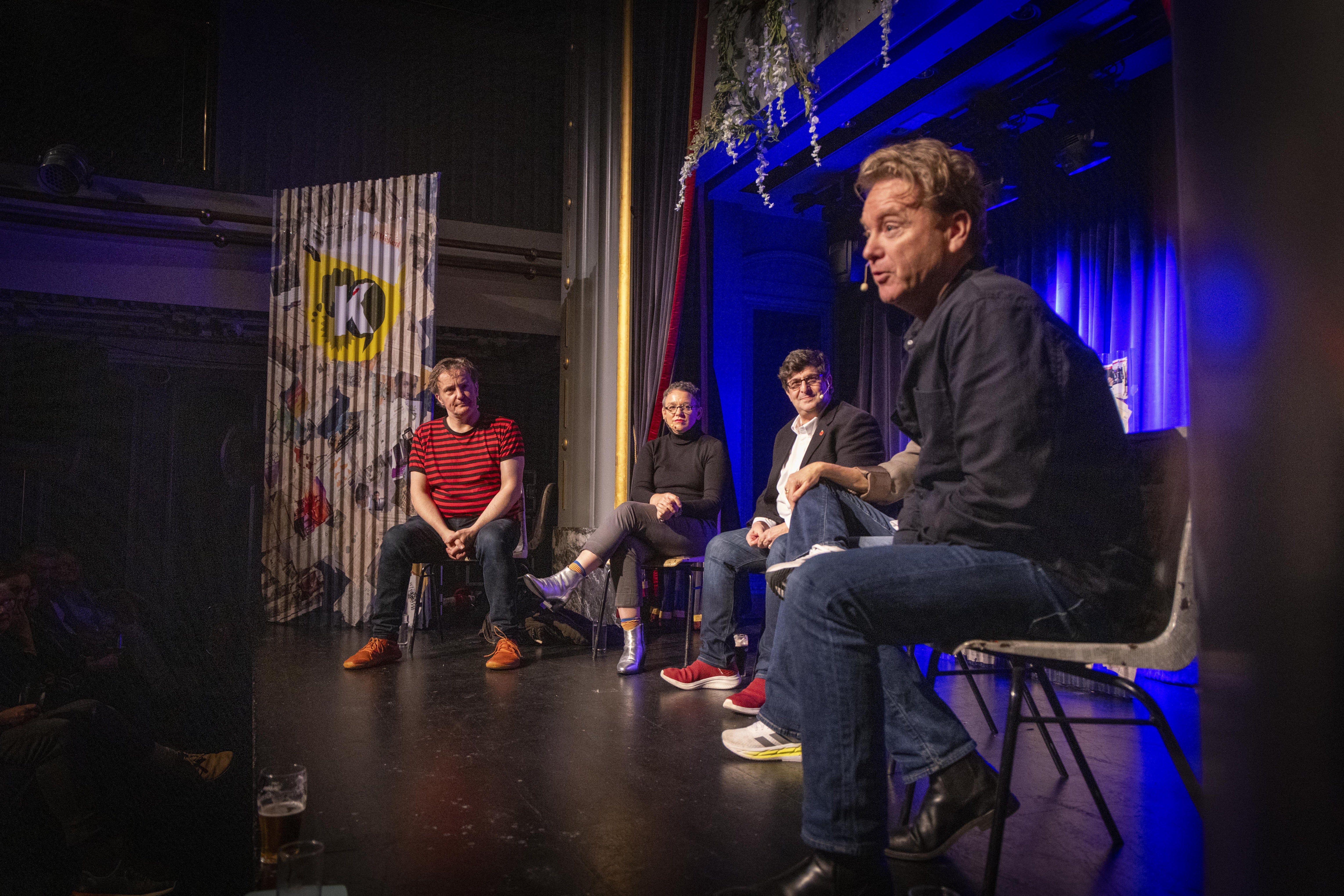 Comedy Line-Up Show / Think Like An Economist